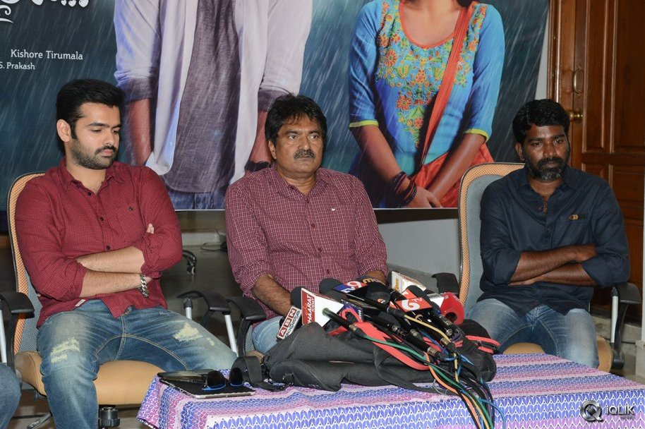 Nenu-Sailaja-Movie-First-Look-Launch